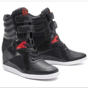 Reebok Classic x Alicia Keys Fall Collection